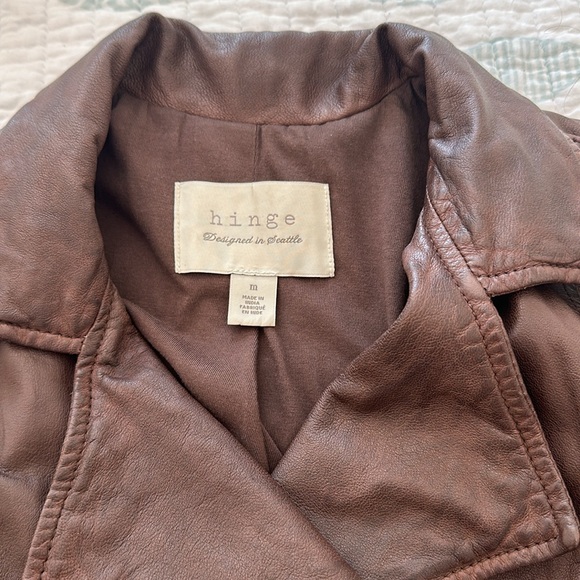 Lightly Used Brown Leather Jacket by Hinge - Sz Medium - Picture 4 of 16